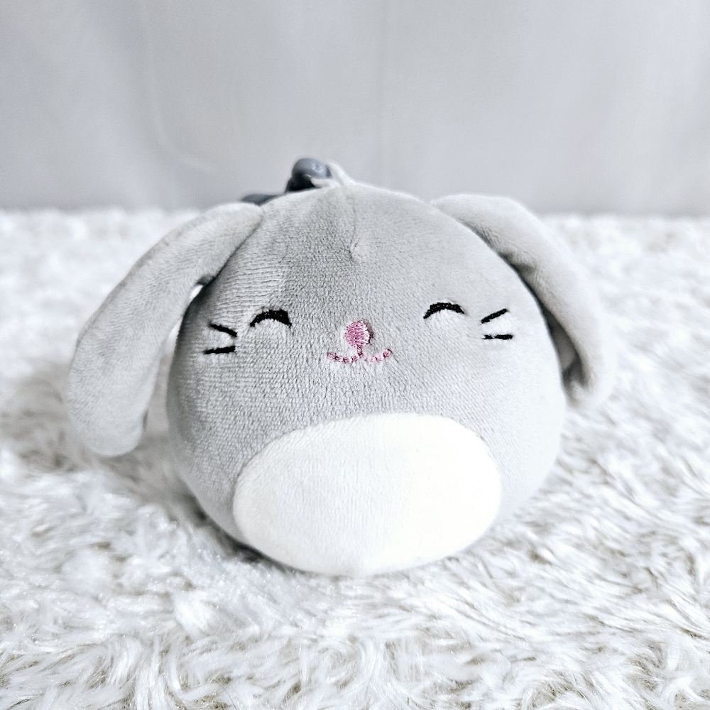 ✨ CLEARANCE✨ Squishmallows - Blake The Gray Bunny Backpack Clip - 2019